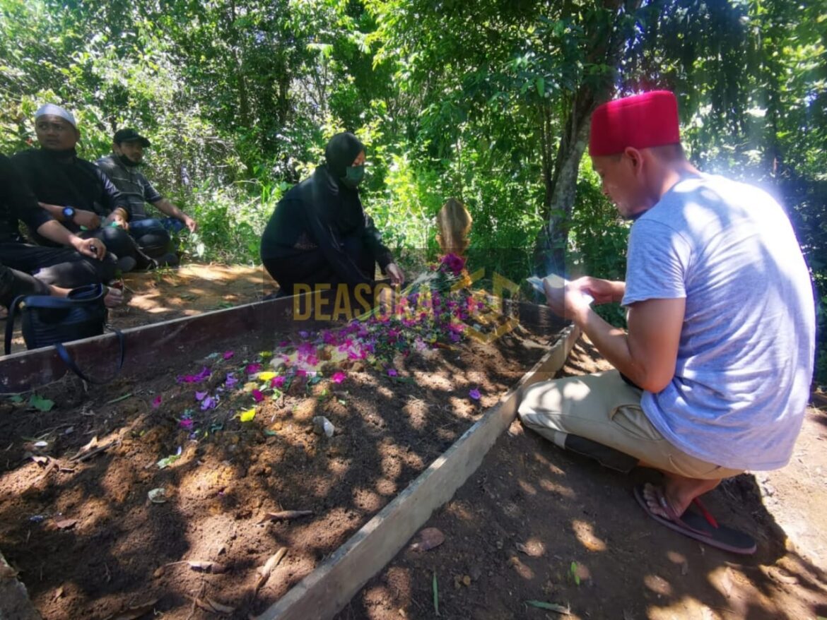 Jenazah bekas ADUN Kunak disemadikan di Tanah Perkuburan Islam Kampung Ulu, Putatan