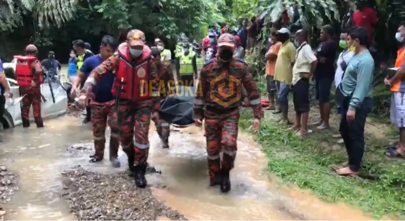 Myvi hanyut, seorang mangsa dan kenderaan ditemui terperangkap di dasar sungai