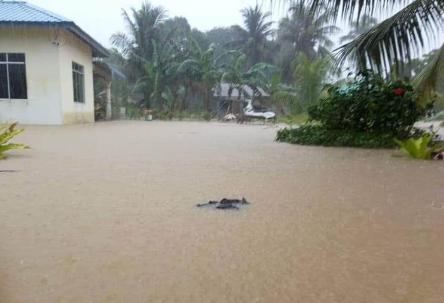 Banjir kilat landa beberapa kampung di Menumbok