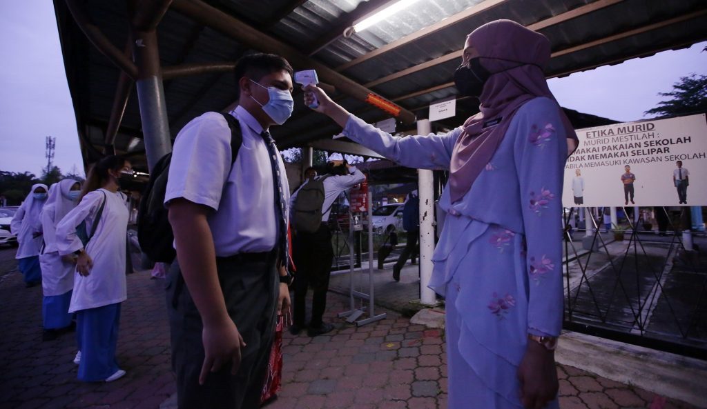 Hanya 3 peratus pelajar di Sabah dibenar ke sekolah untuk sesi bersemuka