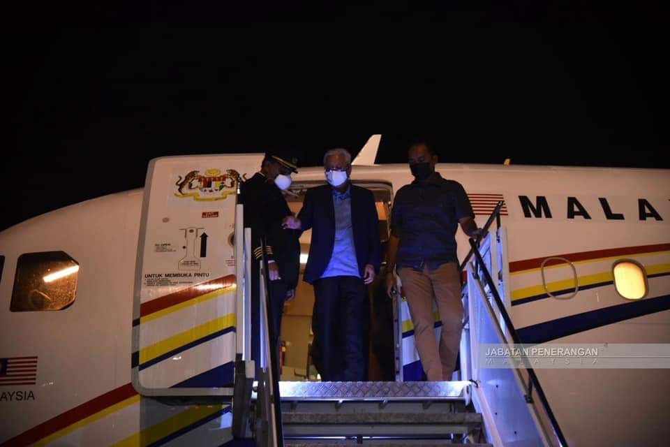 PM tiba di Sandakan untuk lawatan kerja ke daerah ini dan Kinabatangan