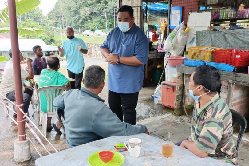 PRN Melaka: Calon BN Duyong, terus santuni pengundi