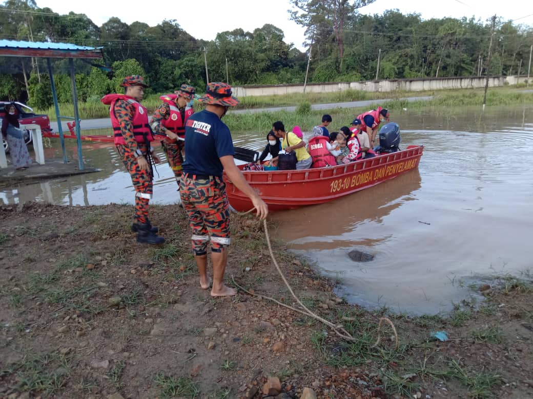 11 mangsa banjir dipindahkan di Sipitang