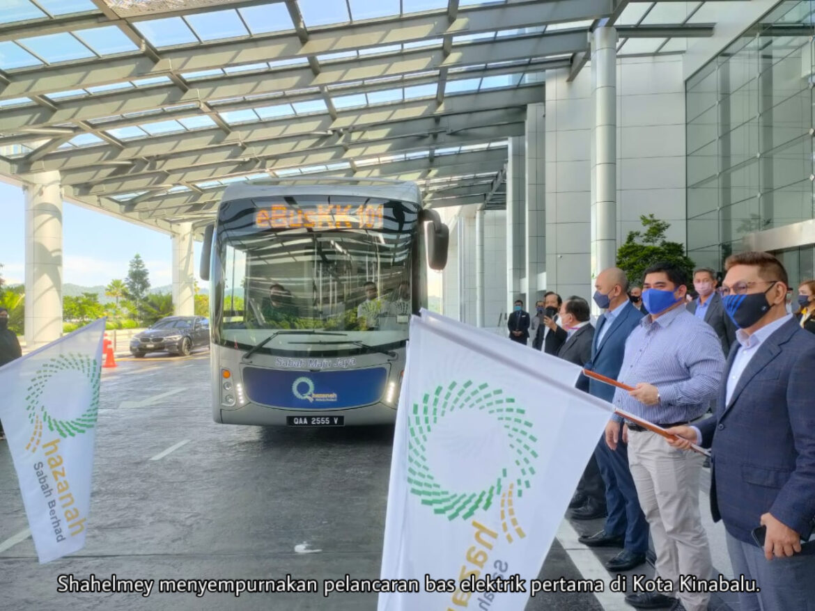 Bas elektrik pertama di Sabah beroperasi di Kota Kinabalu