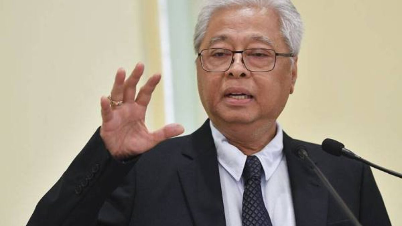 DATUK SERI ISMAIL SABRI YAAKOB