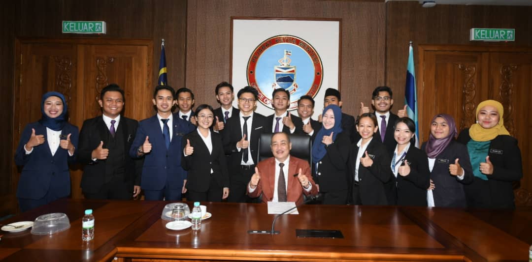 Hajiji umum sumbangan RM150,000 kepada tiga Majlis Pelajar IPT