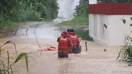 Banjir sekitar Jalan Lama Kinarut akibat hujan lebat sejak tengah hari