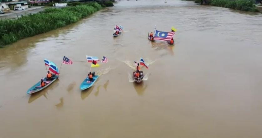 Menyusuri Sungai Padas bersama Jalur Gemilang, bendera Sabah