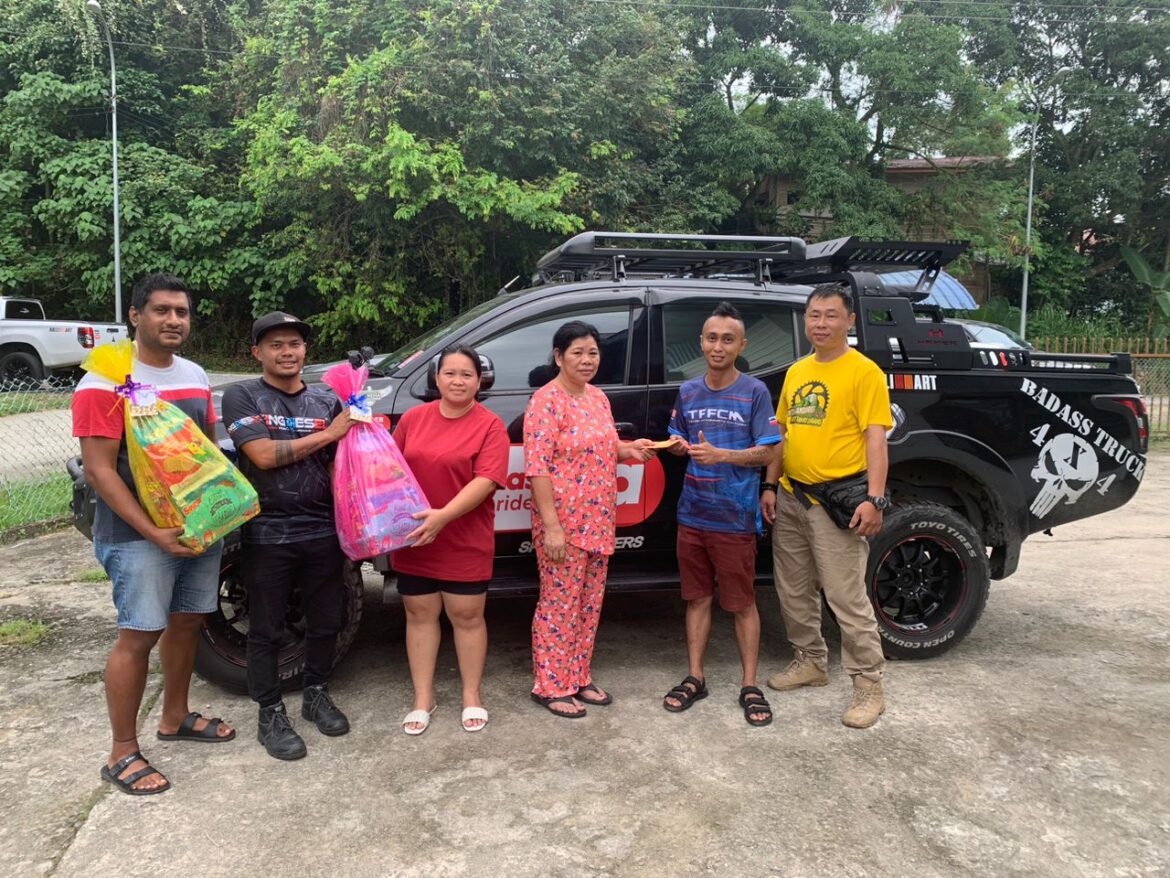 Persatuan Triton 4×4 Community Sabah tampil bantu mangsa kebakaran