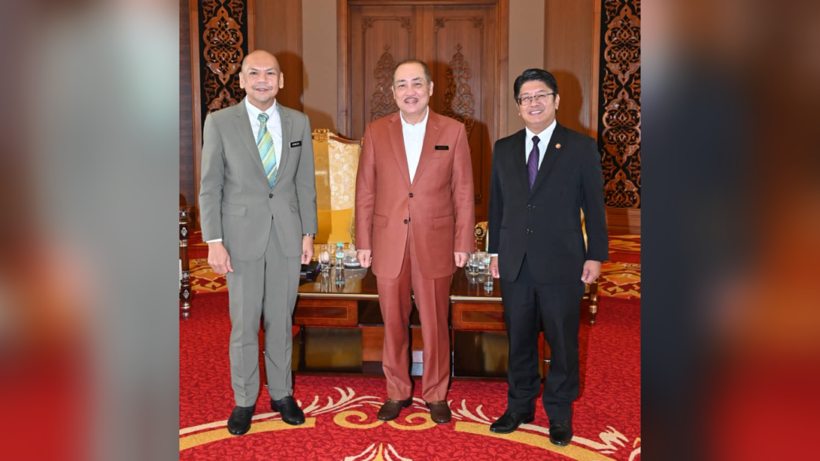 Hajiji terima kunjungan hormat 2 menteri persekutuan dari Sabah
