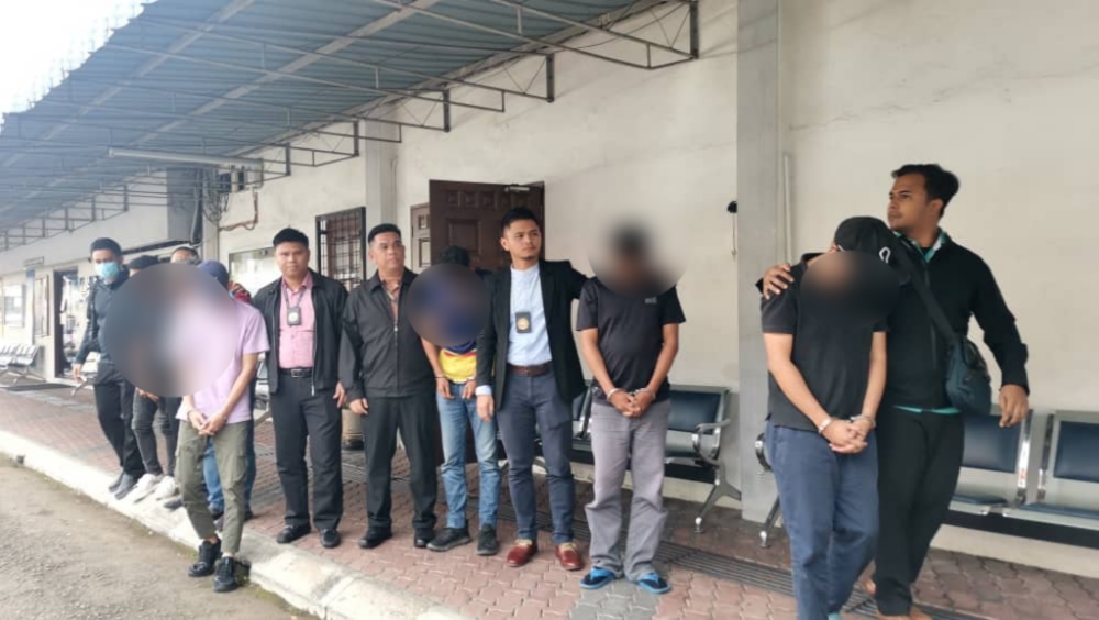 6 individu termasuk 5 penjawat awam, direman 7 hari didakwa terima rasuah RM20,000