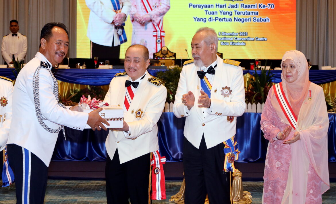 Sabah police celebrates TYT’s 70th birthday