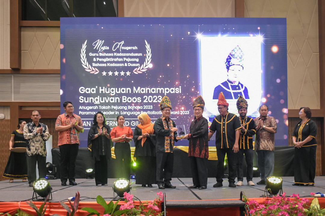 Majlis anugerah BKD hargai sumbangan pelopor perjuangan bahasa Kadazandusun
