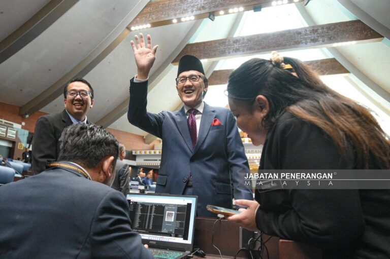 02e40e97-acc1-41d9-bf66-0059a4d4cd5c