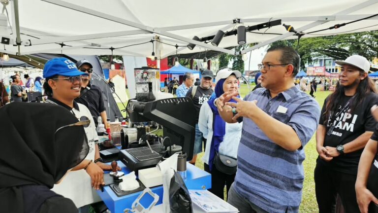 fa6c8569-6eb5-424e-8d60-a34993c8c38d