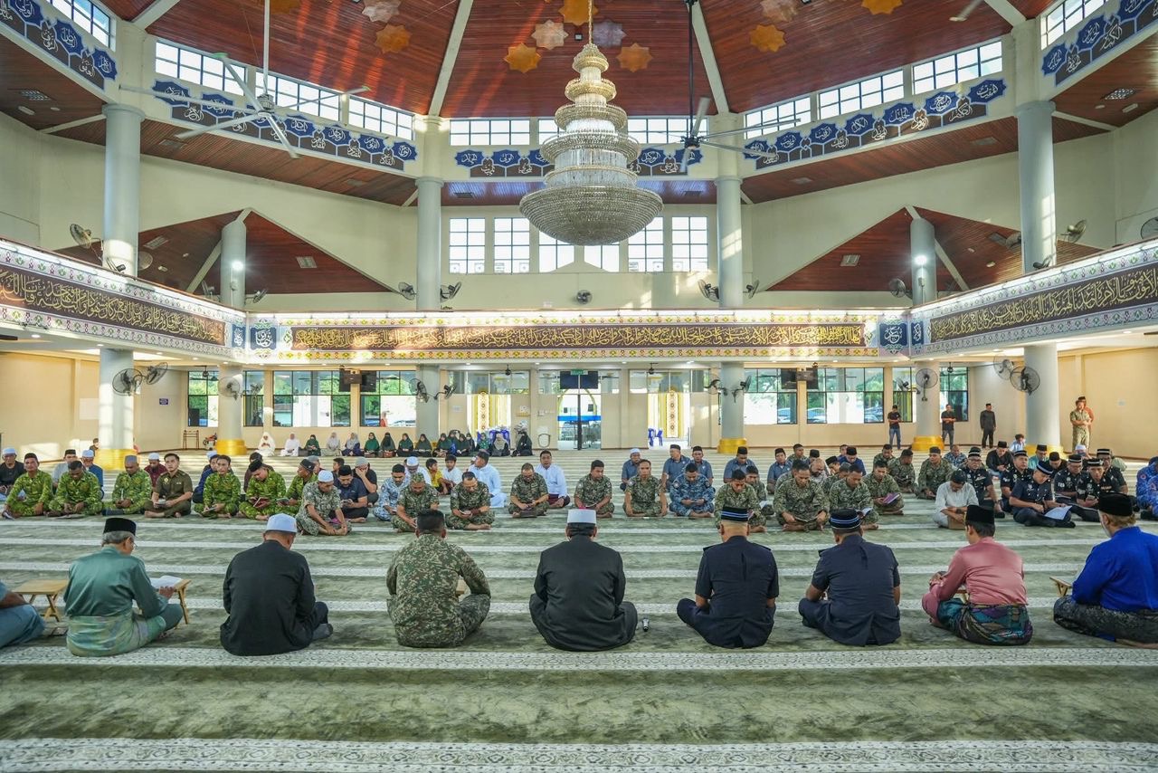 1ee8667c-a7a0-4079-b916-0d09d9a13118