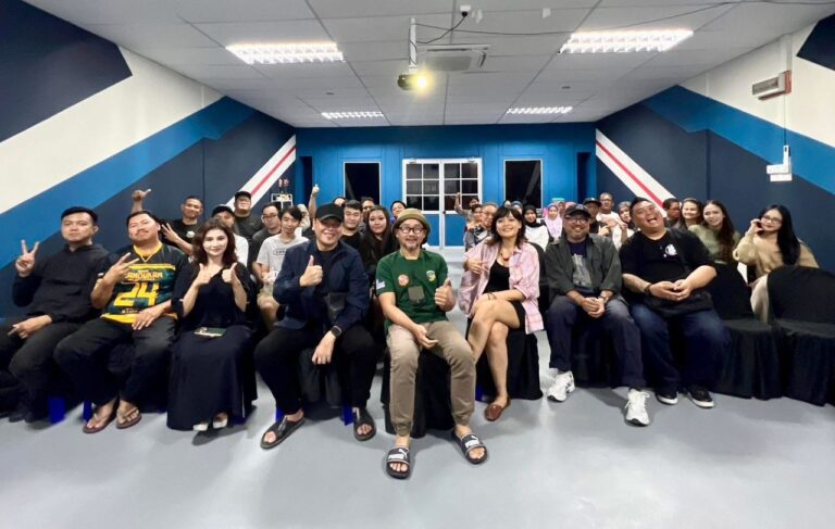 2fd1f741-9771-4d40-831a-190fcc1a70b1