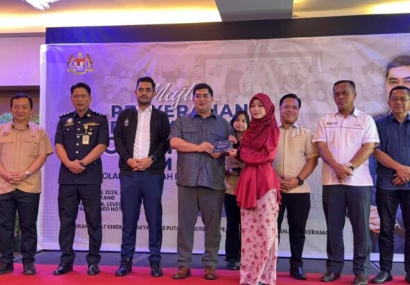 c3589748-4c63-4b9a-bab7-6a1b3d55d331